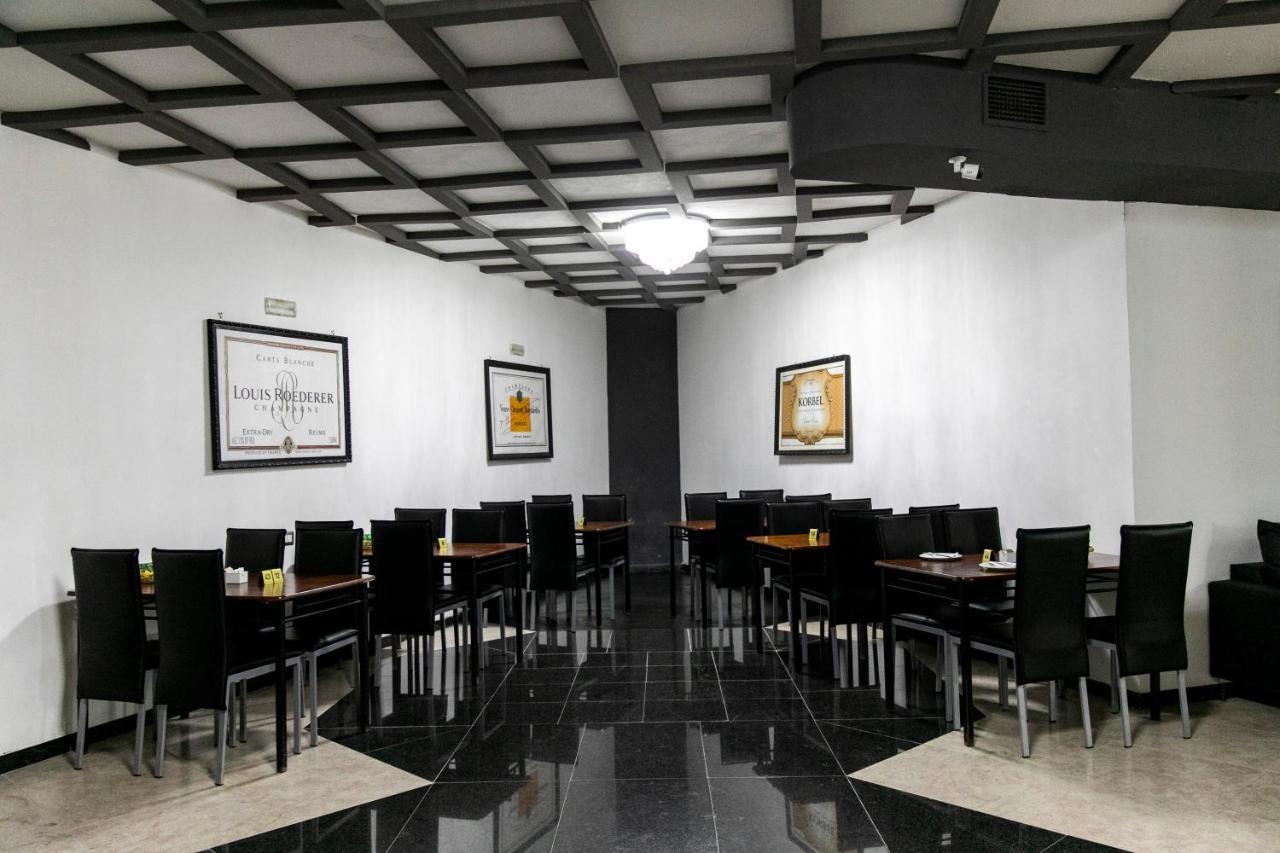 Hotel Sica Montecorvino Rovella エクステリア 写真