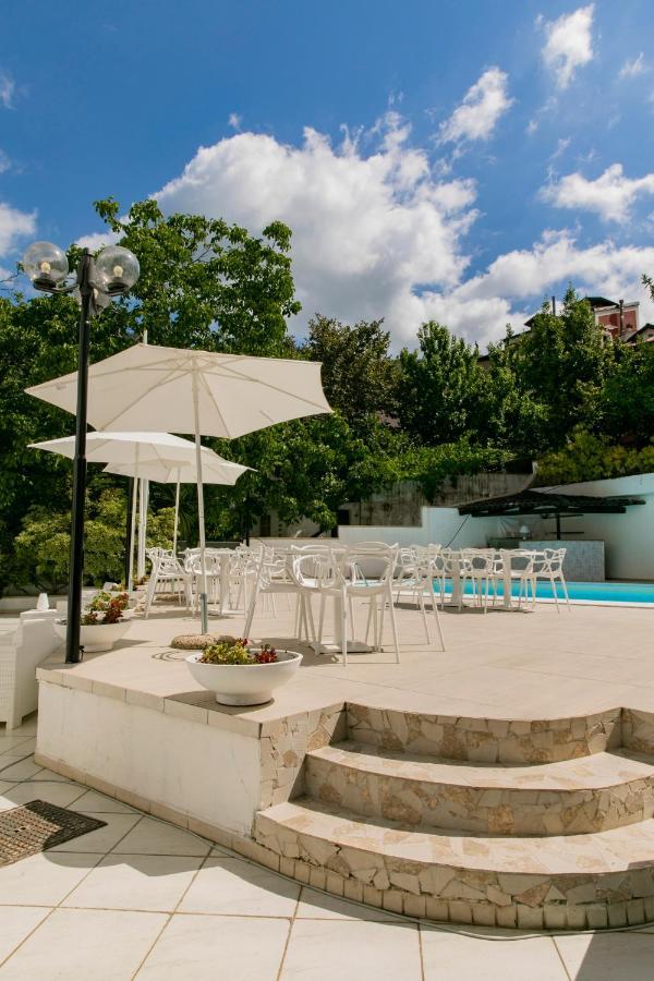 Hotel Sica Montecorvino Rovella エクステリア 写真