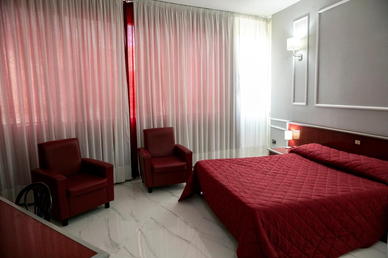 Hotel Sica Montecorvino Rovella エクステリア 写真