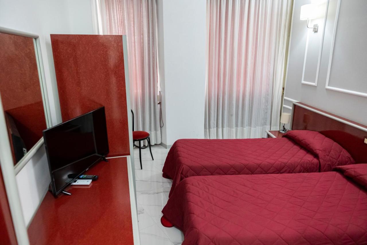 Hotel Sica Montecorvino Rovella エクステリア 写真