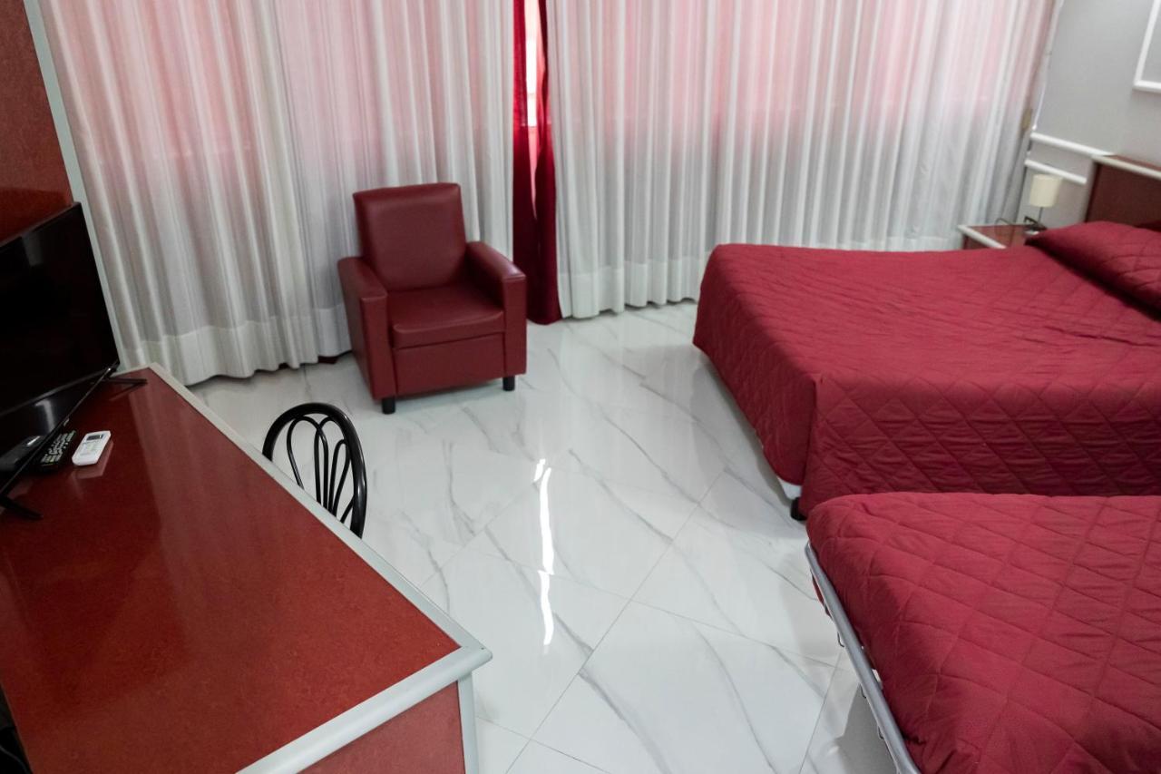 Hotel Sica Montecorvino Rovella エクステリア 写真