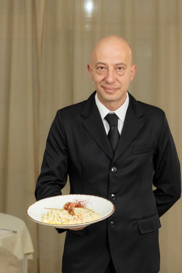Hotel Sica Montecorvino Rovella エクステリア 写真
