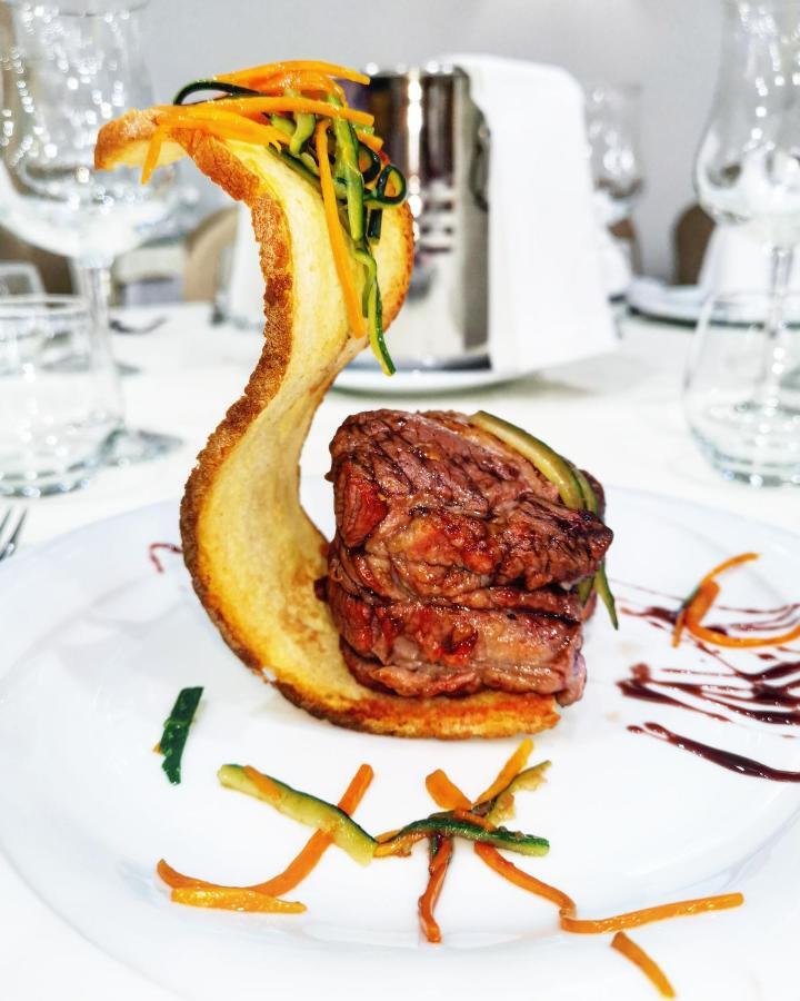 Hotel Sica Montecorvino Rovella エクステリア 写真